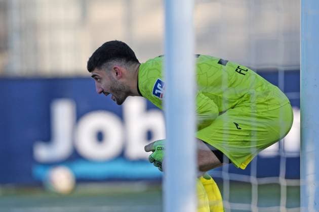 Fussball - LOTTO Hessenliga - Eintracht Frankfurt U21, U 21 - FC Gießen - 22.11.25, Keeper Bilal Jomaa Zabadne (Gießen), -