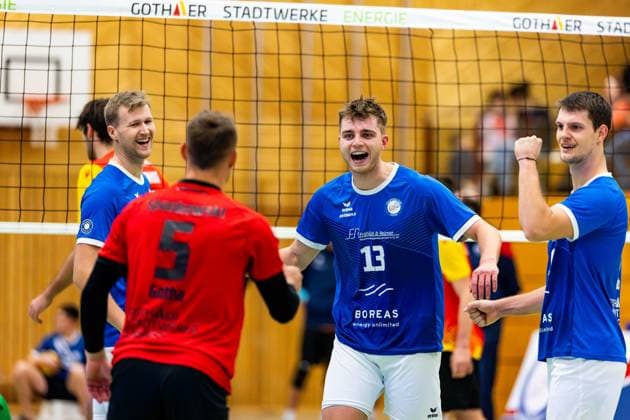 22.11.2025, GER, Volleyball, 2.BL Maenner Sued, Saison 2025 2026, Blue Volleys Gotha - Baden Volleys SSC Karlsruhe II Ben Bierwisch (Blue Volleys Gotha) 99867 Gotha Sporthalle Sportanlage Ernesti Thüringen Deutschland