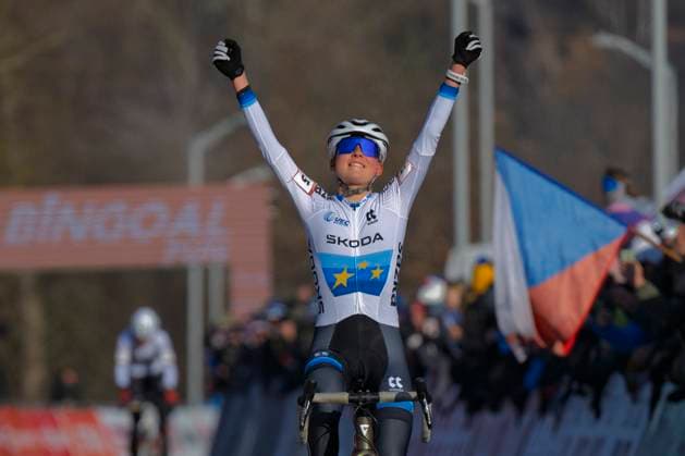 Barbora Bukovska ofrom Czechia won the UCI Cyclo-cross World Cup race, category women - juniors, in Tabor, Czech Republic, on November 23, 2025. (CTKxPhoto VaclavxPancer) CTKPhotoP2025112302333  CTKPhotoP2025112302333
