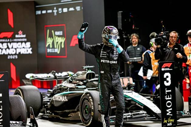 George Russell (GBR) - Mercedes-AMG PETRONAS F1 Team - Mercedes W16 - Mercedes E Performance during the Sunday of the Formula 1 Heineken Las Vegas Grand Prix 2025 at Las Vegas Strip Circuit, ahead of Round 22 of 24 of the 2025 FIA Formula One World Championship, WM, Weltmeisterschaft (November 20-23, 2025). Formula 1 Heineken Las Vegas Grand Prix 2025