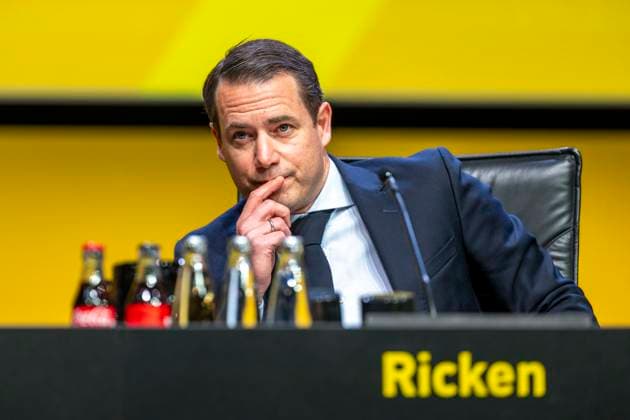 23.11.25, Mitgliederversammlung von Borussia Dortmund in den Westfalenhallen Dortmund. Geschäftsführer Lars Ricken hat Platz genommen. Copyright: xInderlied Kirchner-Mediax