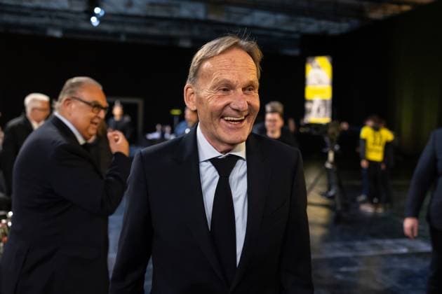 23.11.2025, Fussball, Saison 2025 2026, 1. Bundesliga, Mitgliederversammlung Borussia Dortmund, Vorsitzender der Geschäftsführung Hans-Joachim Watzke (Borussia Dortmund) lacht, Dortmund Messe Wetsfalenhalle NRW Deutschland xRHR-FOTO DEx Copyright: DennisxEwert RHR-FOTOx RHR-FOTO DE