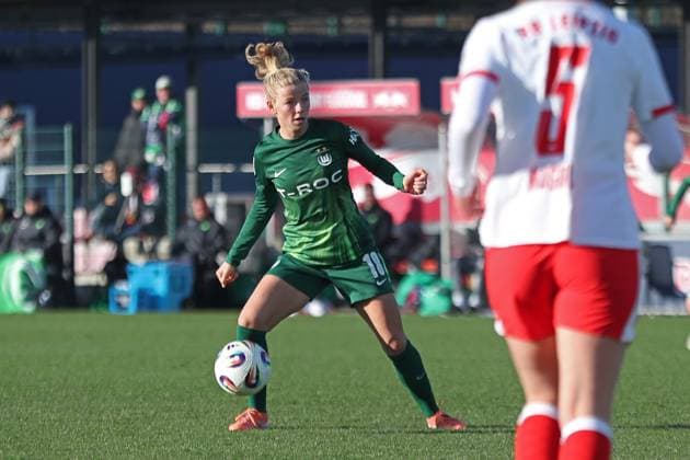 Google Pixel Frauen-Bundesliga, RB Leipzig - VfL Wolfsburg; 23.11.2025 Justine Kielland (18, VfL Wolfsburg). Fußball, Google Pixel Frauen-Bundesliga, Saison 2025 2026, 11. Spieltag: RB Leipzig vs. VfL Wolfsburg am 23.11.2025, Trainingszentrum Cottaweg, Leipzig. DFB REGULATIONS PROHIBIT ANY USE OF PHOTOGRAPHS AS IMAGE SEQUENCES AND OR QUASI-VIDEO. Copyright: xBEAUTIFULxSPORTS JanxKaeferx