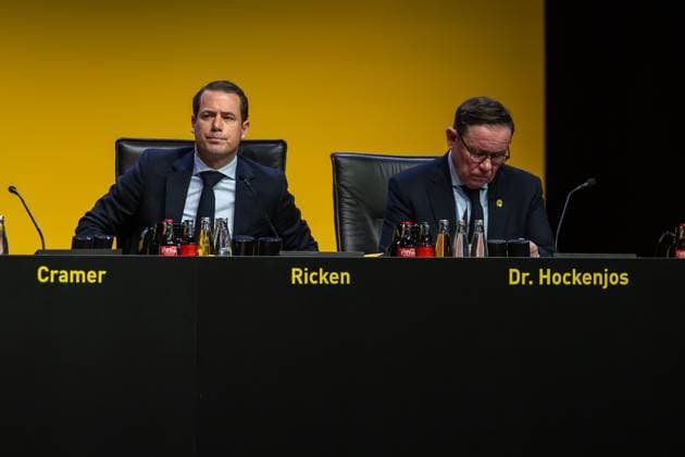 23.11.2025, Fussball, Saison 2025 2026, 1. Bundesliga, Mitgliederversammlung Borussia Dortmund, v. l. Geschäftsführer Lars Ricken (Borussia Dortmund), Dr. Christian Hockenjos (Borussia Dortmund), Dortmund Messe Wetsfalenhalle NRW Deutschland xRHR-FOTO DEx Copyright: DennisxEwert RHR-FOTOx RHR-FOTO DE