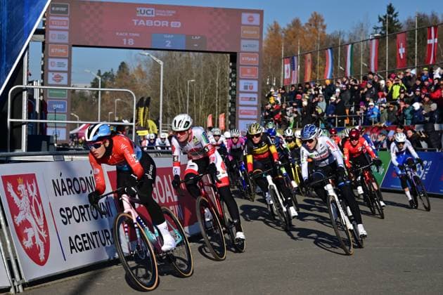 The UCI Cyclo-cross World Cup race, category Elite Women, in Tabor, Czech Republic, on November 23, 2025. (CTKxPhoto VaclavxPancer) CTKPhotoP2025112302934  CTKPhotoP2025112302934