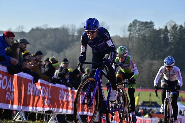 Lucinda Brand from Netherlands competes in the UCI Cyclo-cross World Cup race, category Elite Women, in Tabor, Czech Republic, on November 23, 2025. (CTKxPhoto VaclavxPancer) CTKPhotoP2025112303056  CTKPhotoP2025112303056