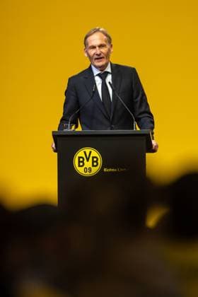 23.11.2025, Fussball, Saison 2025 2026, 1. Bundesliga, Mitgliederversammlung Borussia Dortmund, Vorsitzender der Geschäftsführung Hans-Joachim Watzke (Borussia Dortmund), Dortmund Messe Wetsfalenhalle NRW Deutschland xRHR-FOTO DEx Copyright: DennisxEwert RHR-FOTOx RHR-FOTO DE