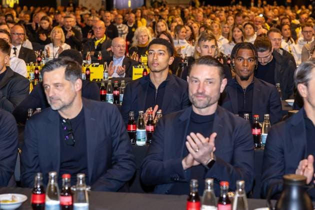 23.11.2025, Fussball, Saison 2025 2026, 1. Bundesliga, Mitgliederversammlung Borussia Dortmund, Jobe Bellingham (Borussia Dortmund), Dortmund Messe Wetsfalenhalle NRW Deutschland xRHR-FOTO DEx Copyright: DennisxEwert RHR-FOTOx RHR-FOTO DE