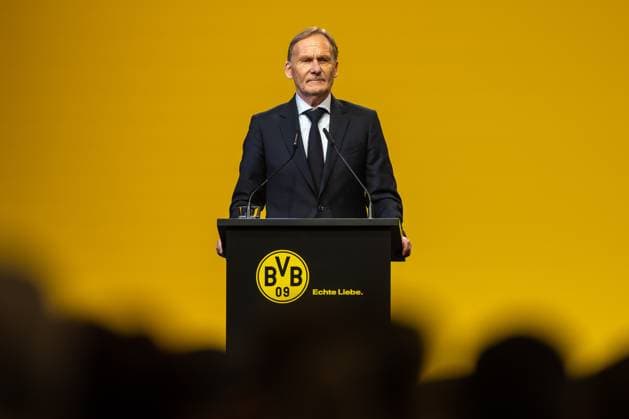 23.11.2025, Fussball, Saison 2025 2026, 1. Bundesliga, Mitgliederversammlung Borussia Dortmund, Vorsitzender der Geschäftsführung Hans-Joachim Watzke (Borussia Dortmund), Dortmund Messe Wetsfalenhalle NRW Deutschland xRHR-FOTO DEx Copyright: DennisxEwert RHR-FOTOx RHR-FOTO DE