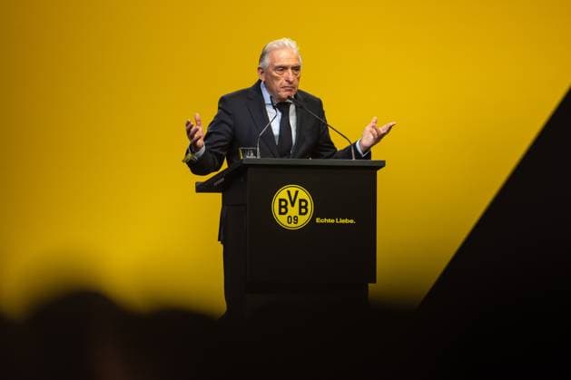 23.11.2025, Fussball, Saison 2025 2026, 1. Bundesliga, Mitgliederversammlung Borussia Dortmund, Präsident Dr. Reinhold Lunow (Borussia Dortmund) mit seiner letzen Rede, Dortmund Messe Wetsfalenhalle NRW Deutschland xRHR-FOTO DEx Copyright: DennisxEwert RHR-FOTOx RHR-FOTO DE