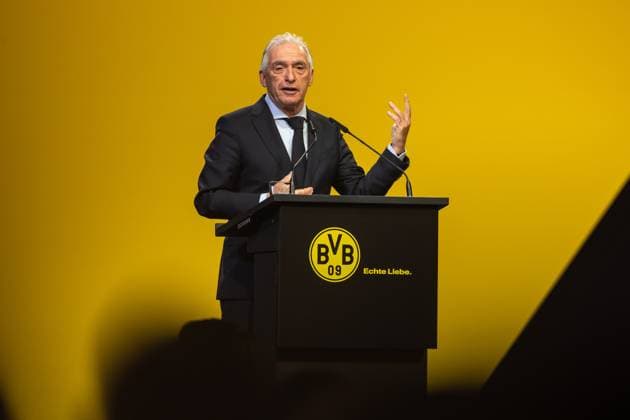 23.11.2025, Fussball, Saison 2025 2026, 1. Bundesliga, Mitgliederversammlung Borussia Dortmund, Präsident Dr. Reinhold Lunow (Borussia Dortmund) mit seiner letzen Rede, Dortmund Messe Wetsfalenhalle NRW Deutschland xRHR-FOTO DEx Copyright: DennisxEwert RHR-FOTOx RHR-FOTO DE