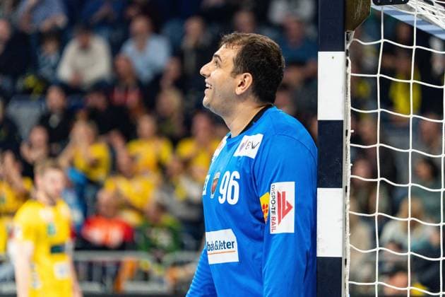 23.11.2025, xdaymx, Handball Daikin HBL, Rhein Neckar Loewen - Füchse Berlin Dejan Milosavljev (Füchse) (DFL DFB REGULATIONS PROHIBIT ANY USE OF PHOTOGRAPHS as IMAGE SEQUENCES and or QUASI-VIDEO) Mannheim