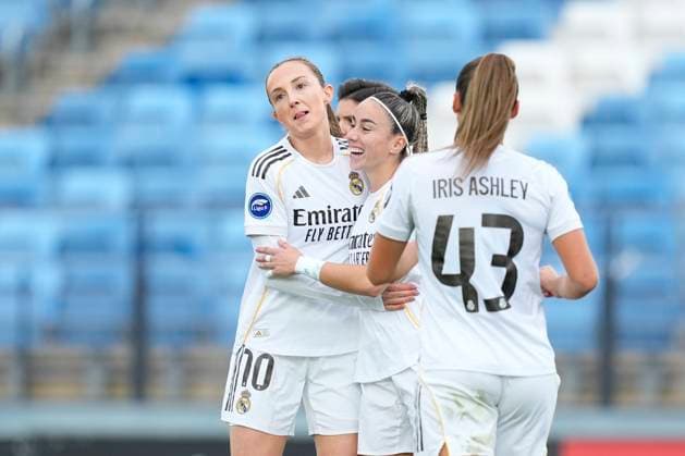 November 23, 2025, Valdebebas, Madrid, Spain: Caroline Elspeth Lillias Weir of Real Madrid CF celebrates a goal during the Spanish Women League, Liga F Moeve, football match played between Real Madrid and SD Eibar at Alfredo Di Stefano stadium on November 23, 2025, in Valdebebas, Madrid, Spain. Valdebebas Spain - ZUMAa181 20251123_zaa_a181_058 Copyright: xOscarxJ.xBarrosox