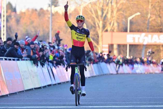Thibau Nys from Belgium won the UCI Cyclo-cross World Cup race, category Elite Men, in Tabor, Czech Republic, on November 23, 2025. (CTKxPhoto VaclavxPancer) CTKPhotoP2025112303855  CTKPhotoP2025112303855