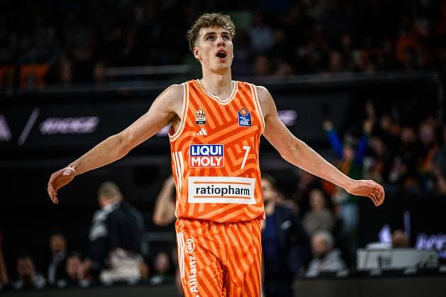 Neu Ulm, Deutschland, 23.11.25: Tobias Jensen (ratiopharm ulm) gestikuliert, gestik waehrend des Basketball Bundesliga Spiels zwischen ratiopharm ulm vs FC Bayern Basketball in der ratiopharm Arena am 23. November 2025 in Neu Ulm, Deutschland. (Foto von Harry Langer DeFodi Images) ratiopharm Arena, Germany, 23.11.25: Tobias Jensen (ratiopharm ulm) gestures during the Basketball Bundesliga match between ratiopharm ulm vs FC Bayern Basketball at Neu Ulm on November 23, 2025 in ratiopharm Arena, Germany. (Photo by Harry Langer DeFodi Images) (Photo by Harry Langer DeFodi Images)