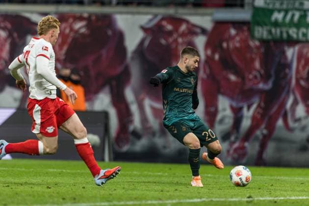 GER, Bundesliga, RB Leipzig - SV Werder Bremen. 23.11.2025, Red Bull Arena, Leipzig, GER, Bundesliga, RB Leipzig - SV Werder Bremen. Romano Schmid (SV Werder Bremen 20) Â