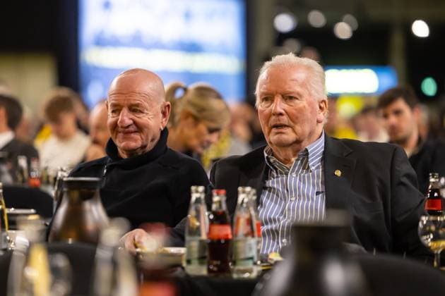 23.11.2025, Fussball, Saison 2025 2026, 1. Bundesliga, Mitgliederversammlung Borussia Dortmund, v. l. die ehemaligen Spieler Lothar Huber (Borussia Dortmund) und Theo Redder (Borussia Dormtund), Dortmund Messe Wetsfalenhalle NRW Deutschland xRHR-FOTO DEx Copyright: DennisxEwert RHR-FOTOx RHR-FOTO DE