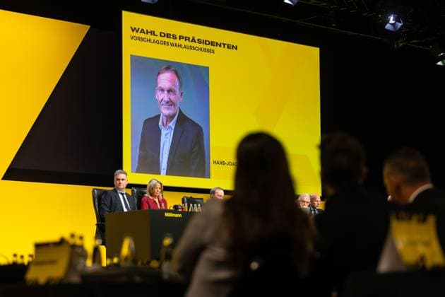 23.11.2025, Fussball, Saison 2025 2026, 1. Bundesliga, Mitgliederversammlung Borussia Dortmund, Vorsitzender der Geschäftsführung Hans-Joachim Watzke (Borussia Dortmund) wir als Präsident vorgeschlagen, Dortmund Messe Wetsfalenhalle NRW Deutschland xRHR-FOTO DEx Copyright: DennisxEwert RHR-FOTOx RHR-FOTO DE