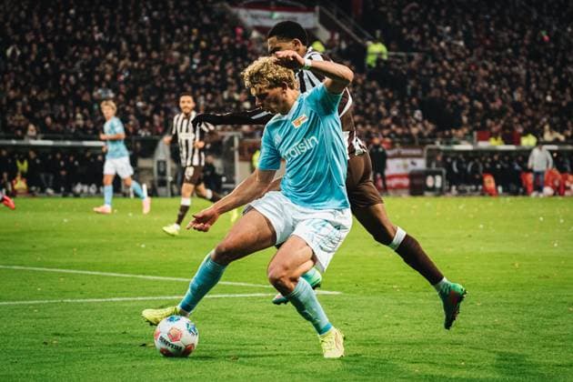 1. Bundesliga: FC St. Pauli vs. 1. FC Union Berlin, 23.11.2025 Leopold Querfeld (1. FC Union Berlin, 14) gegen Andréas Hountondji (FC St. Pauli, 27); Fußball, 1. Bundesliga, 11. Spieltag: FC St. Pauli vs. 1. FC Union Berlin am 23.11.2025 im Millerntor-Stadion, Hamburg DFL REGULATIONS PROHIBIT ANY USE OF PHOTOGRAPHS AS IMAGE SEQUENCES AND OR QUASI-VIDEO. Copyright: xBEAUTIFULxSPORTS Tonhäuserx