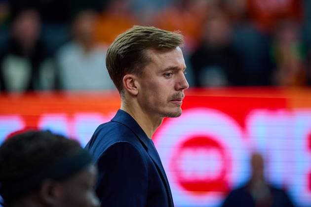 Daniel Herbert (FC Bayern, Assistant Coach) GER, ratiopharm ulm vs. FC Bayern, Basketball, 8. Spieltag, EasyCredit Bundesliga, Spielzeit 2025 2026, 23.11.2025 GER, ratiopharm ulm vs. FC Bayern, Basketball, 8. Spieltag, EasyCredit Bundesliga, Spielzeit 2025 2026, 23.11.2025 Neu-Ulm Copyright: xEibner-Pressefoto GeraldxOelze-dexStoppanyx EP_ODS