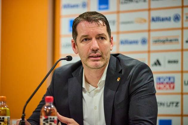 Ty Harrelson (ratiopharm ulm, Head Coach) in der Pressekonferenz, PK GER, ratiopharm ulm vs. FC Bayern, Basketball, 8. Spieltag, EasyCredit Bundesliga, Spielzeit 2025 2026, 23.11.2025 GER, ratiopharm ulm vs. FC Bayern, Basketball, 8. Spieltag, EasyCredit Bundesliga, Spielzeit 2025 2026, 23.11.2025 Neu-Ulm Copyright: xEibner-Pressefoto GeraldxOelze-dexStoppanyx EP_ODS