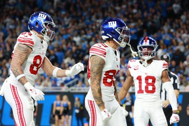 New York Giants vs Detroit Lions DETROIT,MICHIGAN-NOVEMBER 23: New York Giants wide receiver Isaiah Hodgins 89 celebrates after scoring a touchdown during the first half of an NFL, American Football Herren, USA football game between the New York Giants and the Detroit Lions in Detroit, Michigan USA, on Sunday, November 23, 2025 Detroit Michigan United States  Copyright: xJorgexLemusx originalFilename:lemus-newyorkg251123_npAzH.jpg
