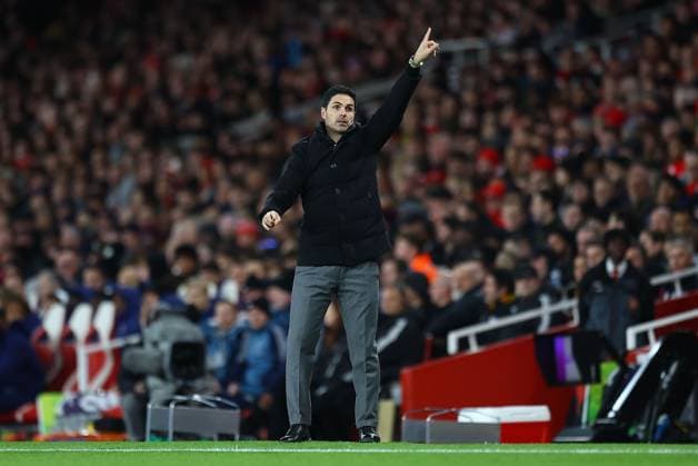 Mikel Arteta manager of Arsenal Arsenal v Tottenham Hotspur, Premier League, Football, Emirates Stadium, London, UK - 23 Nov 2025London Emirates Stadium United Kingdom EDITORIAL USE ONLY No use with unauthorised audio, video, data, fixture lists, club league logos or live services. Online in-match use limited to 120 images, no video emulation. No use in betting, games or single club league player publications. Copyright: xMichaelxZemanek Shutterstockx 15860967bl