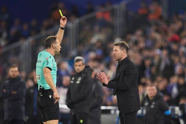 Diego Pablo Simeone, head coach (Atletico de Madrid) seen protesting to the referee s decision during the LaLiga EA Sports match between Getafe CF v AtlÃ tico Madrid at Coliseum on November 23, 2025 in Getafe, Spain. (Photo by Manu Reino DeFodi Images)