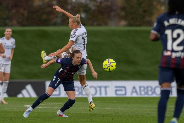 November 23, 2025, Madrid, Madrid, Spain: ARENE ALTONAGA of SD Eibar in action during the Spanish Women League, Liga F, football match played between REAL MADRID Womens and SD EIBAR at Alfredo Di Stefano stadium on November 23, 2025, in Valdebebas, Madrid, Spain. Madrid Spain - ZUMAc312 20251123_zsp_c312_133 Copyright: xOscarxManuelxSanchezx