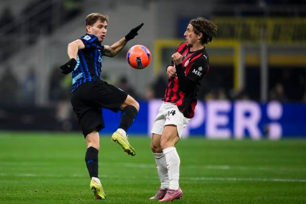 FC Internazionale v AC Milan - Serie A Nicolo Barella of FC Internazionale competes for the bal lwith Luka Modric of AC Milan during the Serie A football match between FC Internazionale and AC Milan. Milan Italy Copyright: xNicolòxCampox