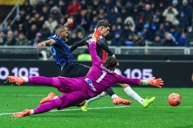 FC Internazionale vs AC Milan - Serie A 2025 26 - 23 11 2025 Christian Pulisic of AC Milan scores a goal during Serie A 2025 26 football match between FC Internazionale and AC Milan at San Siro Stadium in Milan Copyright: xBEAUTIFULxSPORTS Carabellix