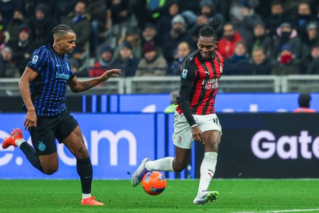 FC Internazionale vs AC Milan - Serie A 2025 26 - 23 11 2025 Rafael Leao of AC Milan seen in action during Serie A 2025 26 football match between FC Internazionale and AC Milan at San Siro Stadium in Milan Copyright: xBEAUTIFULxSPORTS Carabellix