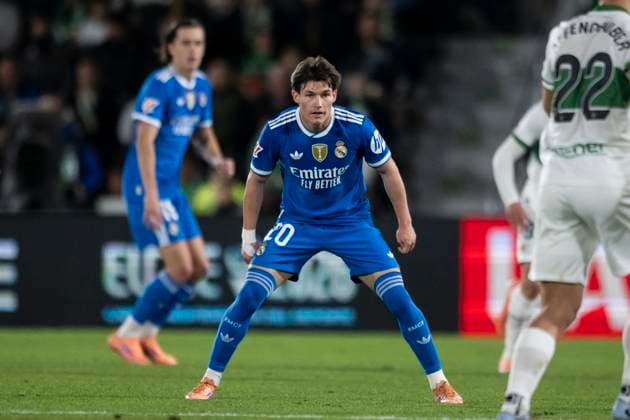November 23, 2025, Elche, Alicante, SPAIN: Fran Garcia of Real Madrid CF in action during the Spanish league, La Liga EA Sports, football match played between Elche CF and Real Madrid C.F. at Manuel Martinez Valero Stadium on November 23, 2025 in Elche, Spain. Elche SPAIN - ZUMAa181 20251123_zaa_a181_321 Copyright: xFranciscoxMaciax