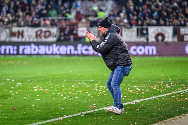 Fußball I Herren I Saison 2025-2026 I Bundesliga I 11. Spieltag I FC St. Pauli - 1. FC Union Berlin I 23.11.2025 Steffen Baumgart, Cheftrainer (1. FC Union Berlin) Hamburg Millerntor-Stadion Hamburg Deutschland Copyright: xLobecax xHenningxRohlfsx