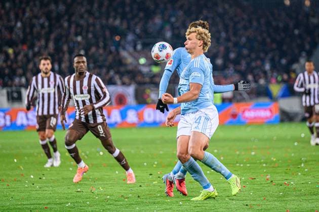 Fußball I Herren I Saison 2025-2026 I Bundesliga I 11. Spieltag I FC St. Pauli - 1. FC Union Berlin I 23.11.2025 Leopold Querfeld (14, 1. FC Union Berlin) Hamburg Millerntor-Stadion Hamburg Deutschland Copyright: xLobecax xHenningxRohlfsx