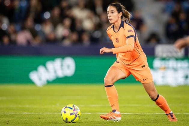 November 23, 2025, Valencia, Spain, Spain: Aitana BONMATI of Barcelona during the Liga F match between Levante UD and FC Barcelona, Barca at Estadio Ciudad de Valencia on November 23, 2025 in Valencia, Spain. Omar Arnau Valencia Spain - ZUMAm308 20251123_zsp_m308_013 Copyright: xMatthieuxMirvillex