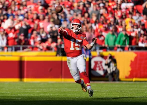 Kansas City Chiefs quarterback Patrick Mahomes (15) fires an incomplete pass against the Colts at Arrowhead Stadium in Kansas City, Missouri on Sunday, November 23, 2025.  23 JONxROBICHAUD
