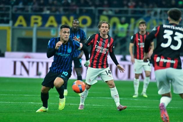 Milano Italy - November 23: Lautaro Martinez during Serie A match between FC Internazionale and Ac Milan at San Siro Stadium on November 23, 2025 in Milano, Italy.  Copyright: xAndreaxRosito IPAxSportx xipa-agency.netx xx IPA_68323244 IPA_Agency_IPA68323244
