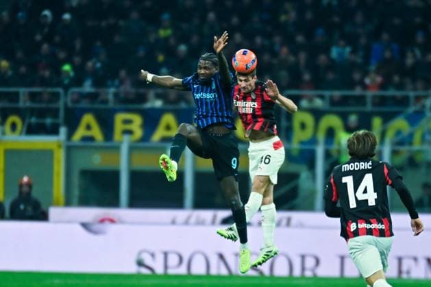 Milano Italy - November 23: Marcus Thuram and Matteo Gabbia during Serie A match between FC Internazionale and Ac Milan at San Siro Stadium on November 23, 2025 in Milano, Italy.  Copyright: xAndreaxRosito IPAxSportx xipa-agency.netx xx IPA_68323270 IPA_Agency_IPA68323270