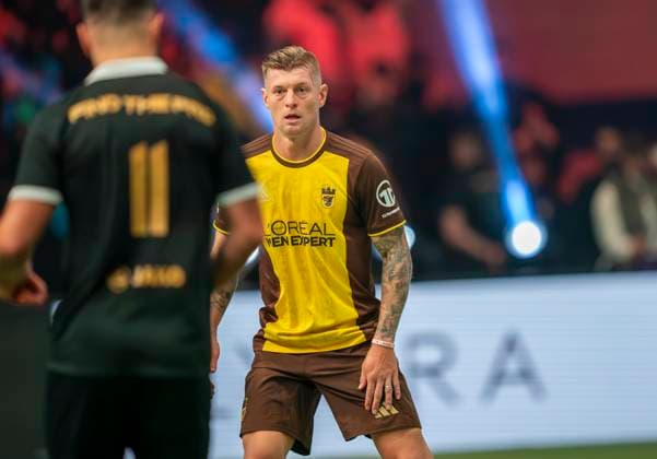 Toni Kroos (ehemaliger Fussballer von Real Madrid) 23.11.2025, Fussball, The Icon League, GER, Bremen, ÖVB Arena Copyright: HMBxMedia xMarcoxBader