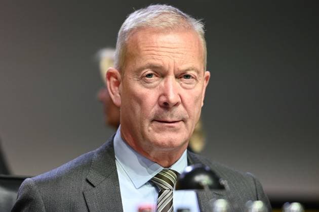 Thomas TRESS, Treß, Vorstandsmitglied, Finanzvorstand, CFO, Hauptversammlung der Borussia Dortmund GmbH & Co. KGaA, Dortmunder Westfalenhalle, 24.11.2025 oÂ