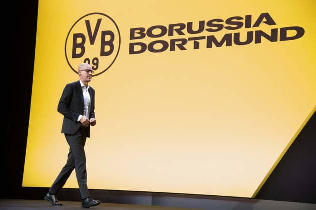 Carsten CRAMER, Vorstandsmitglied, Hauptversammlung der Borussia Dortmund GmbH & Co. KGaA, Dortmunder Westfalenhalle, 24.11.2025 oÂ