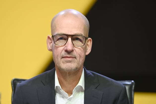 Carsten CRAMER, Vorstandsmitglied, Hauptversammlung der Borussia Dortmund GmbH & Co. KGaA, Dortmunder Westfalenhalle, 24.11.2025 oÂ
