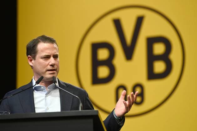Lars RICKEN, Vorstandsmitglied, Hauptversammlung der Borussia Dortmund GmbH & Co. KGaA, Dortmunder Westfalenhalle, 24.11.2025 oÂ