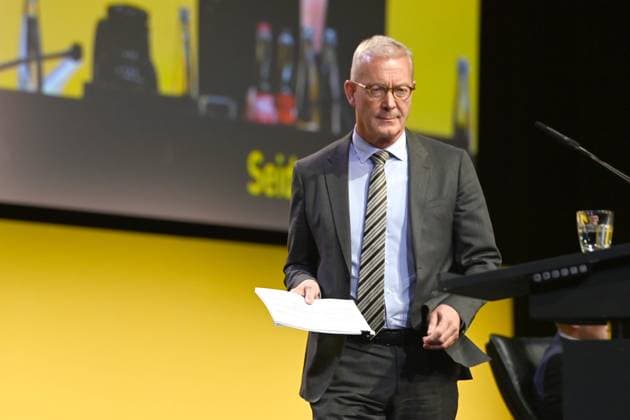 Thomas TRESS, Treß, Vorstandsmitglied, Finanzvorstand, CFO, Hauptversammlung der Borussia Dortmund GmbH & Co. KGaA, Dortmunder Westfalenhalle, 24.11.2025 oÂ
