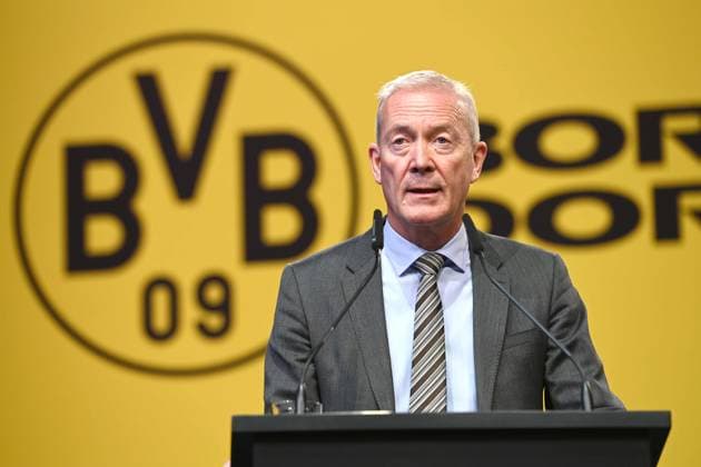 Thomas TRESS, Treß, Vorstandsmitglied, Finanzvorstand, CFO, Hauptversammlung der Borussia Dortmund GmbH & Co. KGaA, Dortmunder Westfalenhalle, 24.11.2025 oÂ
