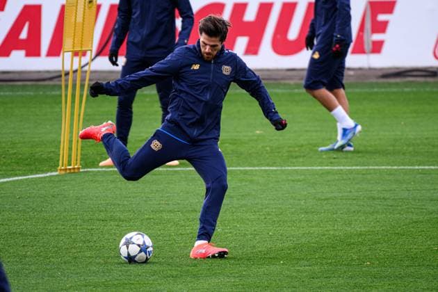 LEVERKUSEN, GERMANY - 24 NOVEMBER, 2025: Jonas Hofmann - The practice of Bayer 04 Leverkusen before UEFA Champions League match vs Manchester City at BayArena.  Copyright: xVITALIIxKLIUIEVx