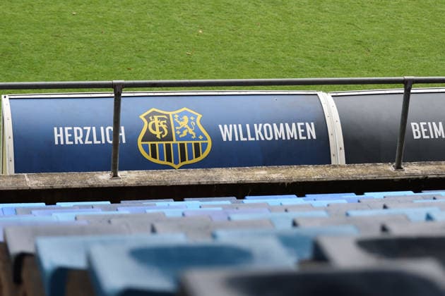 24.11.2025, xrekx, Fussball 3.Liga, 1.FC Saarbruecken - Training v.l. Symbolfoto, Symbolbild, Symbol Stadion, symbolic photo, symbolic image, symbolic stadium Logo (DFL DFB REGULATIONS PROHIBIT ANY USE OF PHOTOGRAPHS as IMAGE SEQUENCES and or QUASI-VIDEO) Saarbruecken