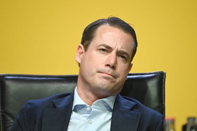 Lars RICKEN, Vorstandsmitglied, Hauptversammlung der Borussia Dortmund GmbH & Co. KGaA, Dortmunder Westfalenhalle, 24.11.2025 oÂ