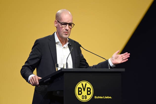 Carsten CRAMER, Vorstandsmitglied, Hauptversammlung der Borussia Dortmund GmbH & Co. KGaA, Dortmunder Westfalenhalle, 24.11.2025 oÂ